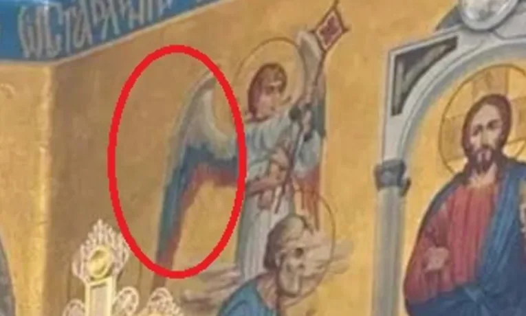 Кольори російського прапора на Тернопільщині: у храмі біля Почаєва помітили символіку РФ