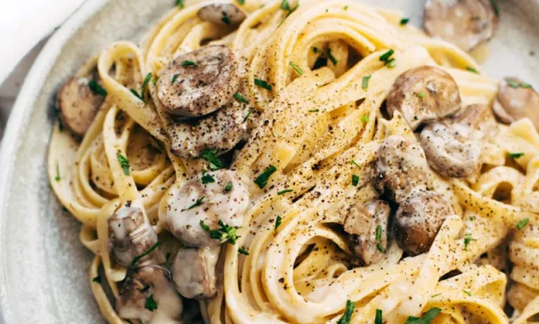 паста з грибами