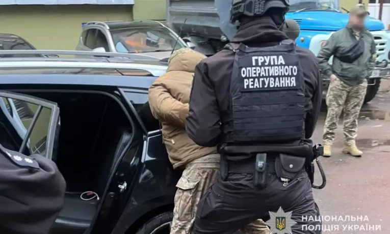 Суд відправив за ґрати військових, яких звинуватили у викраденні та катуванні людей у Тернополі