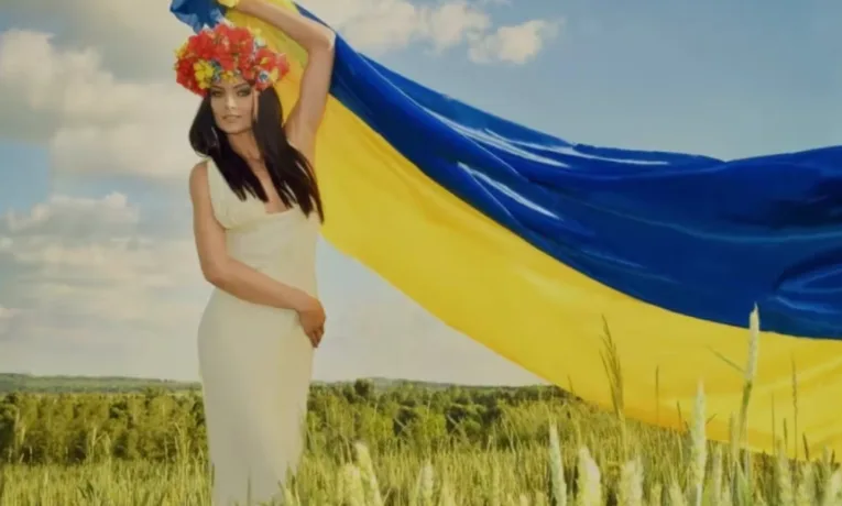 25 лютого в Україні відзначають День української жінки