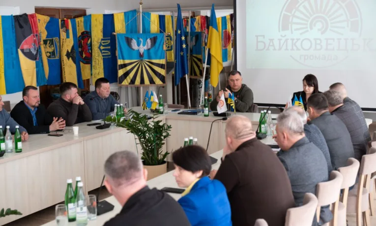 ОВА Тернопільщини обговорила з громадами плани на 2026 рік: енергетика, освіта, безбар’єрність