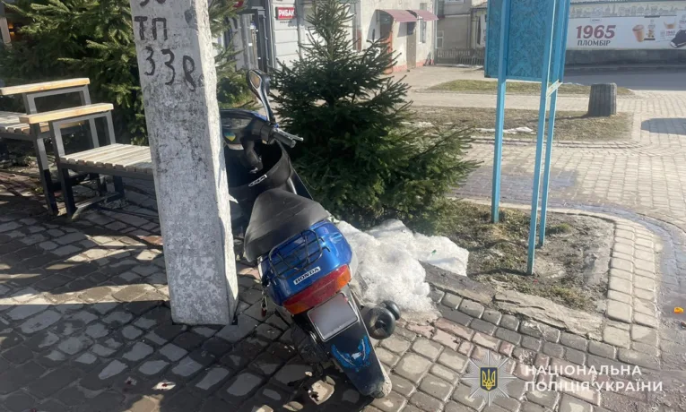 На Бережанщині жінка на мопеді потрапила у ДТП і їй відірвало палець