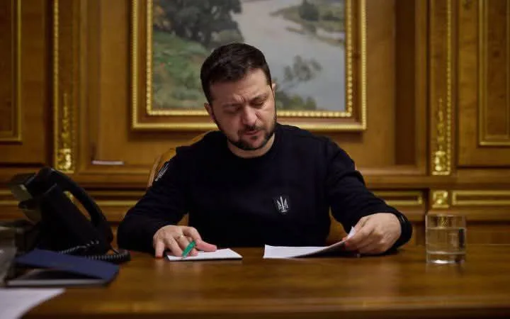 Зеленський призначив стипендії донькам Віктора Гурняка та Дмитра Лабуткіна