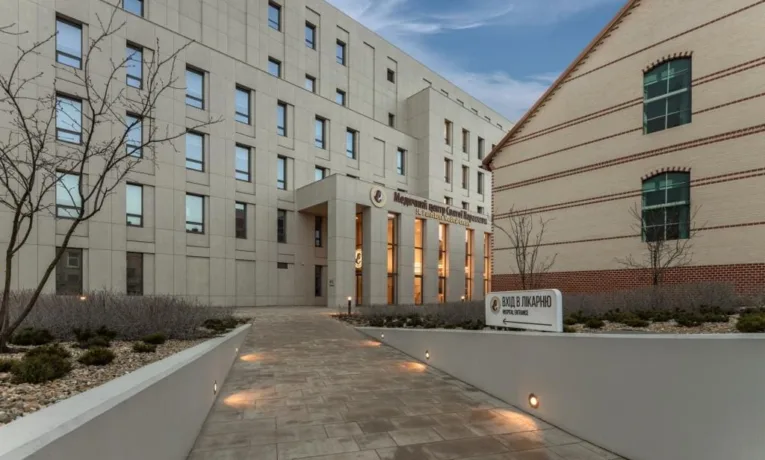 Медичний центр Святої Параскеви у Львові