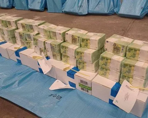 Кому везли золото інкасатори Ощадбанку у супроводі Генерала СБУ Геннадія Кузнєцова?