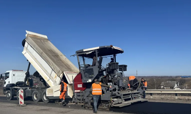 ремонт доріг на Тернопільщині