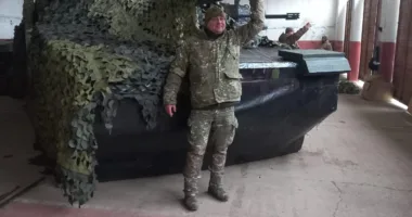 Під крилом aнгелa: фронтові будні поліцейського охорони Тернопільщини Михaйлa Бурого