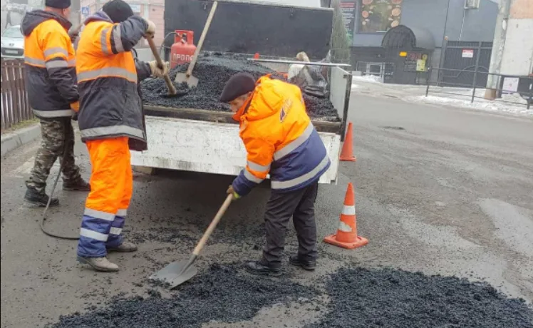 У Тернополі 2 березня лататимуть ями: список вулиць
