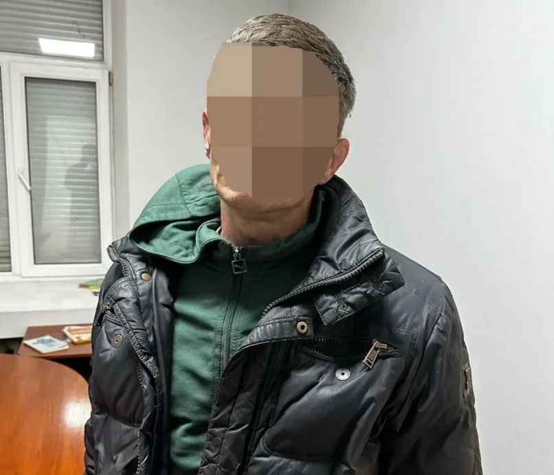 Трьох учасників групи засудили за збут наркотиків серед ув’язнених у Чорткові