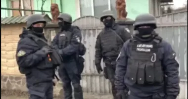 На Теребовлянщині в колишнього депутата провели обшуки