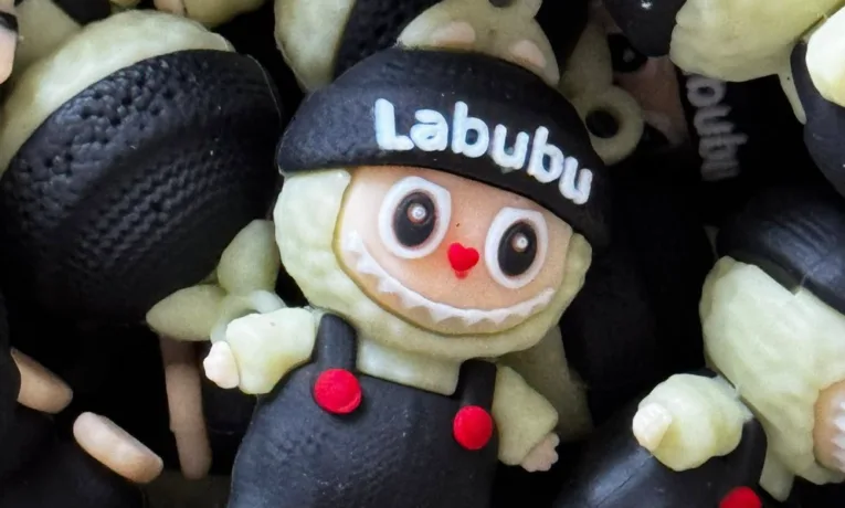 На Тернопільській митниці виявили контрафактні іграшки “Лабубу”