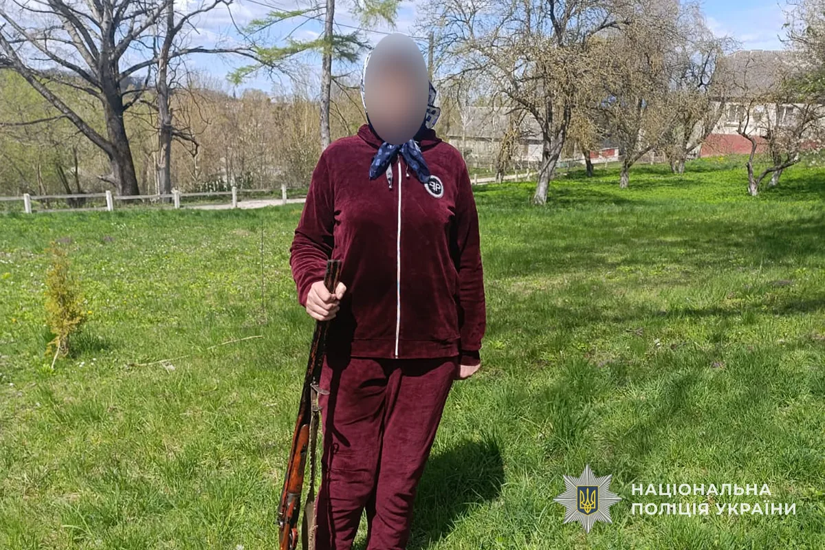 У селі на Тернопільщині жінка стріляла з рушниці