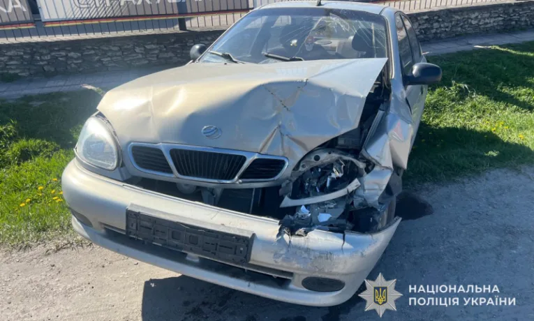 У Кременці в ДТП потрапила жінка на 21-му тижні вагітності