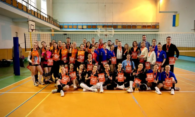 волейболісти ЗУНУ