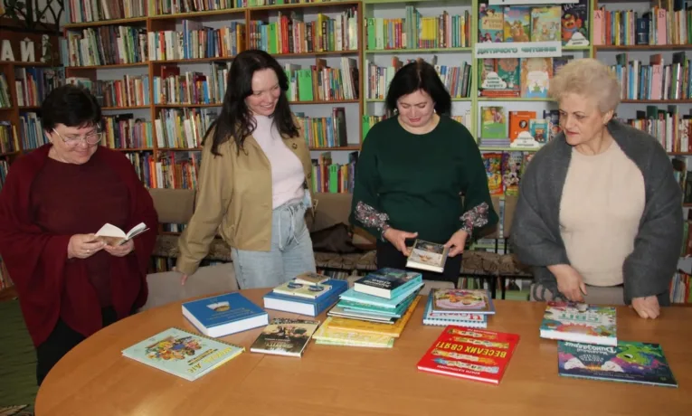 полиця добра