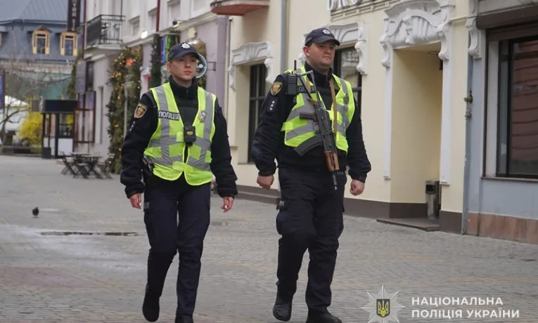 Поліція Тернопільщини посилює заходи безпеки на Великдень