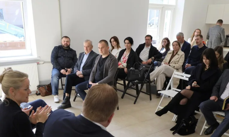 У Копичинецькій громаді обговорили міжнародне партнерство та розвиток