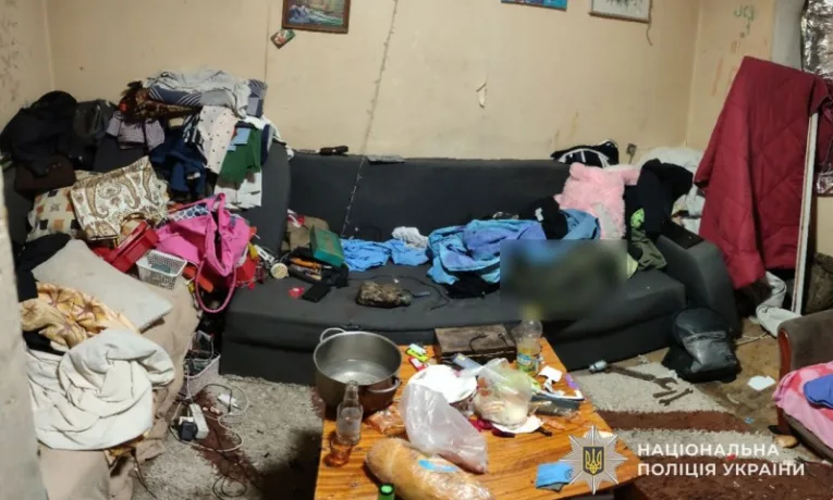 У Тернополі чоловік вдарив знайомого пляшкою його затримала поліція