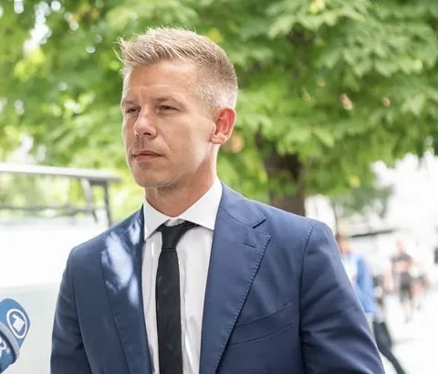 Петер Мадяр