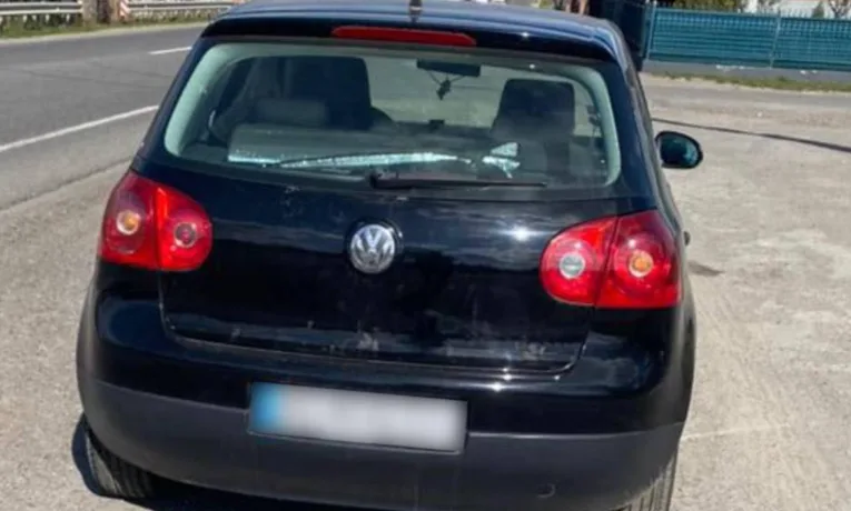 У Озерній зупинили Volkswagen: у водія виявили ймовірно підроблене посвідчення