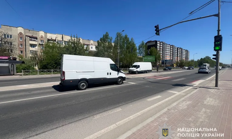 У Тернополі водій збив підлітка і втік: розшук