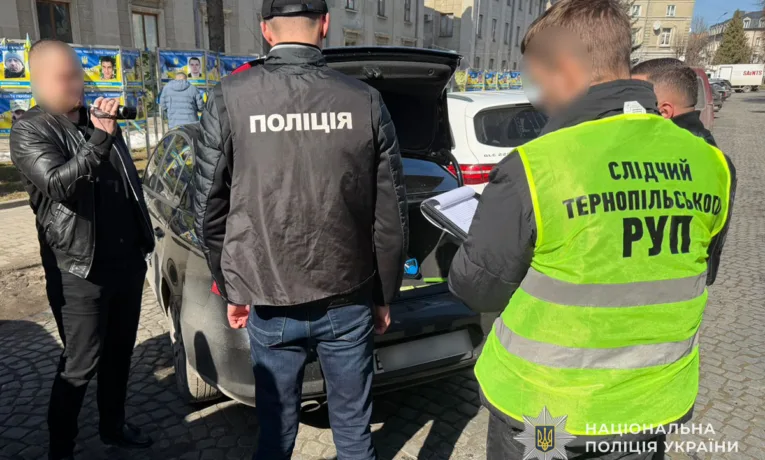 Отримала 2 560 євро за «вирішення питання з ТЦК»: на Тернопільщині судитимуть юристку
