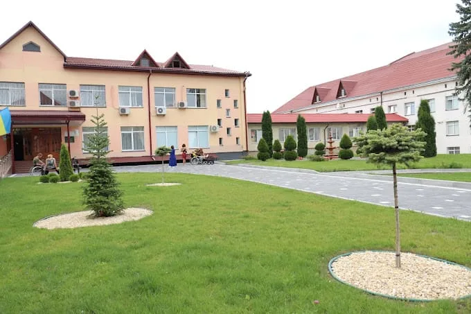 Масові обшуки у психоневрологічній лікарні Тернополя: перевіряють ймовірні схеми ухилення від мобілізації