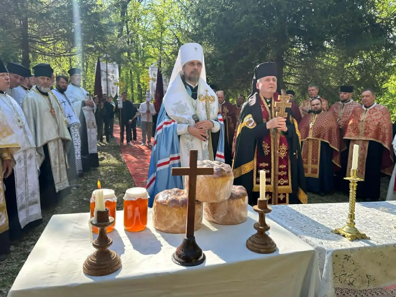 На Качуровій горі вшанували загиблих вояків УПА: митрополит Нестор звершив літію