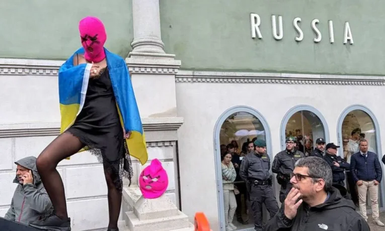 Pussy Riot Femen