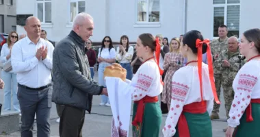 зустрів воїна
