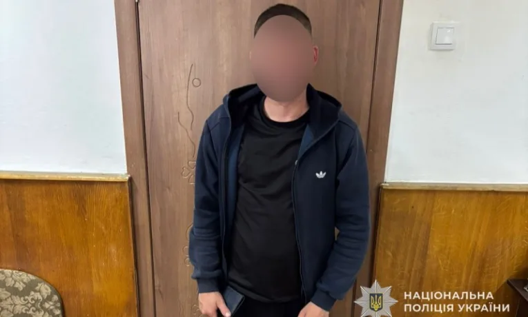 З банківської картки знайомого раніше судимий тернополянин викрав 15000 гривень