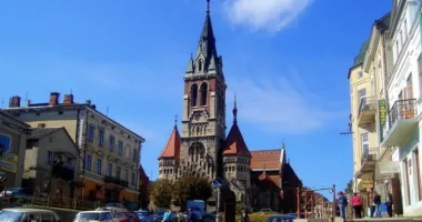 Домініканський костел у Чорткові