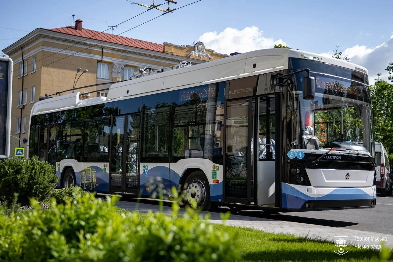 До Тернополя прибули перші п’ять нових тролейбусів «Електрон»