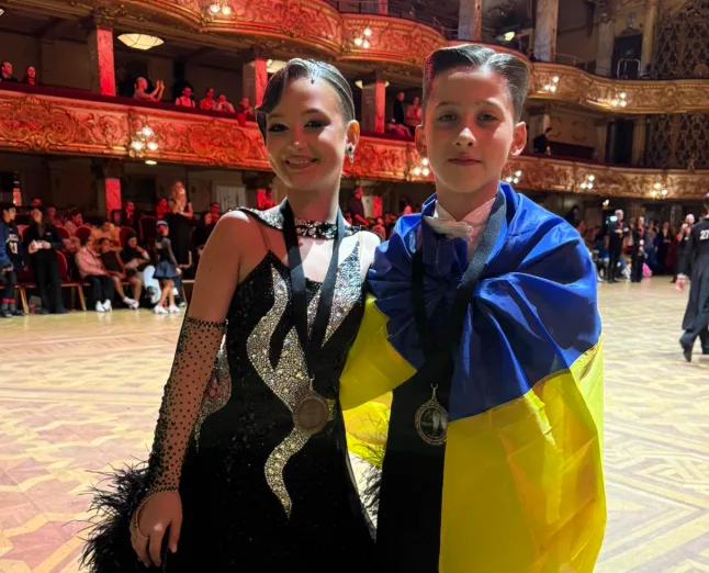 Дворазова чемпіонка світу та призери: як тернополяни підкорили легендарний бальний зал у Блекпулі