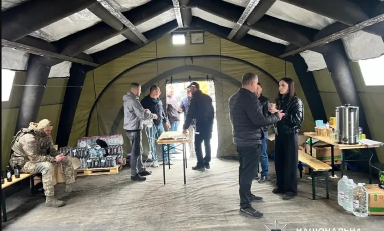 У Тернополі розгорнули оперативний штаб для допомоги постраждалим внаслідок ворожої атаки