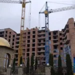 Апеляційний суд Тернополя скасував арешт церковної землі, де будують 10-поверхівку
