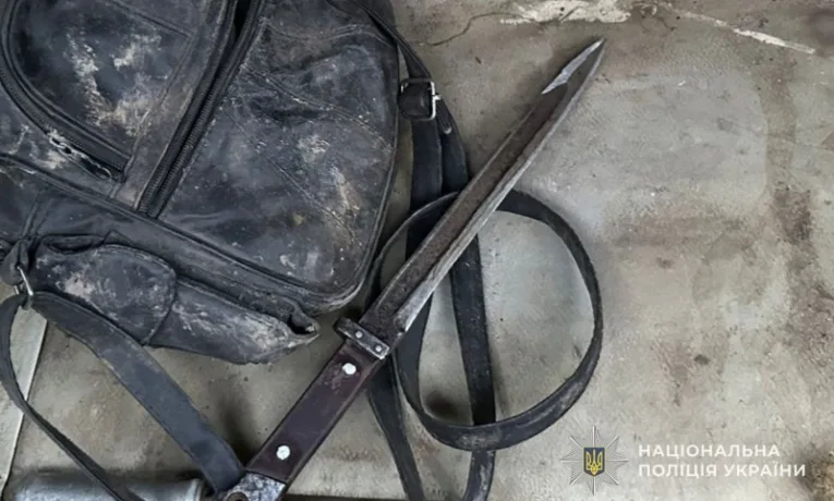 У Теребовлі водій дістав ніж під час спілкування з поліцією