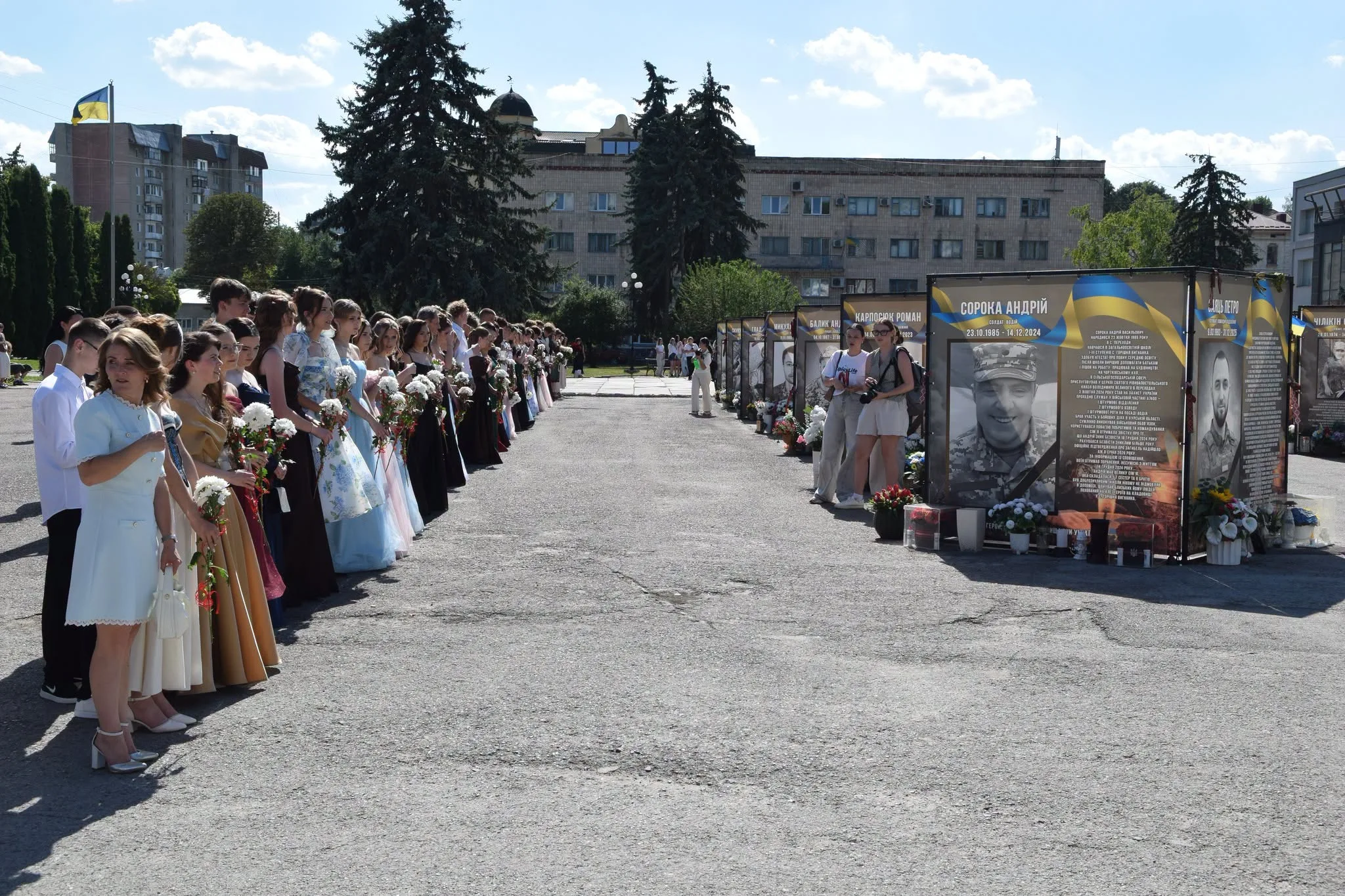 У Чорткові відбувся випускний бал 2026: дивіться фото та відео