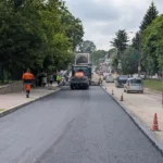 оновлюють асфальт