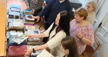 Понад 200 наукових видань поповнили фонд Тернопільської обласної бібліотеки