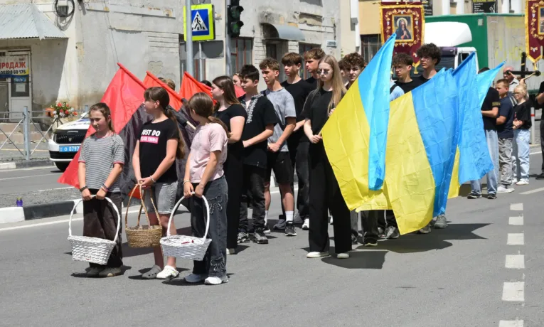 У Теребовлі попрощались з військовослужбовцем Богданом Сененьким