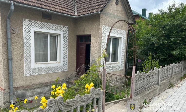 На Тернопільщині чоловік потрапив до реанімації після застілля із сусідом
