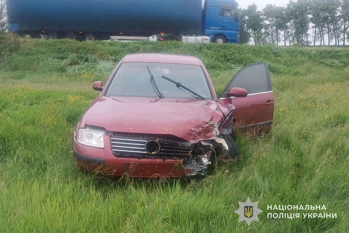 На Теребовлянщині зіткнулися два Volkswagen Passat: троє людей травмувалися