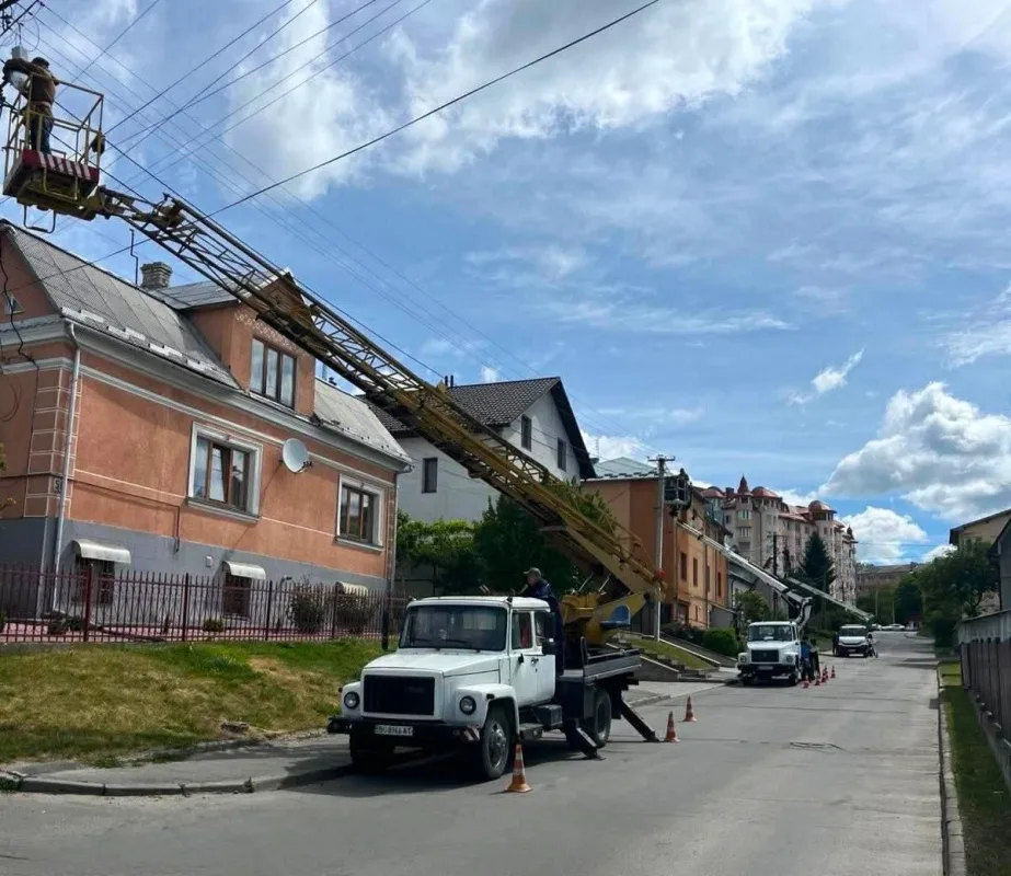 Місто переходить на LED: у Тернополі триває оновлення мереж освітлення