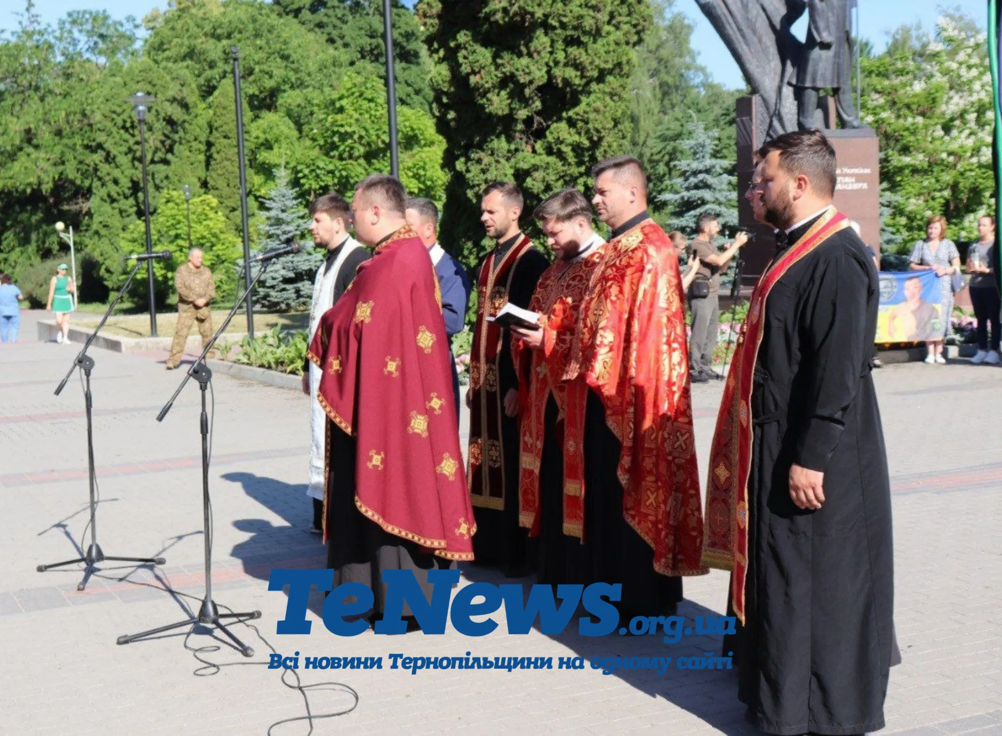 У Тернополі вшанували пам’ять полеглих захисників спільною панахидою