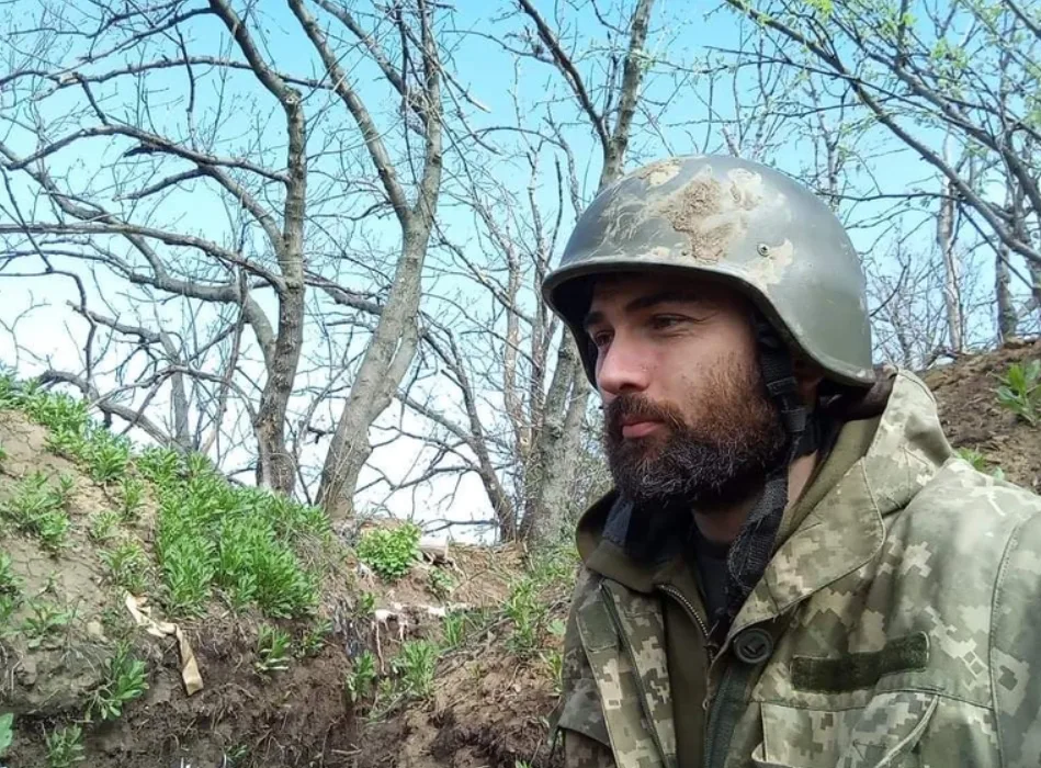 Віталій у 1-й окремій бригаді спеціального призначення імені Івана Богуна, весна 2022З архіву Дереха