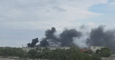У Тернополі потужна пожежа: частина міста у чорному диму