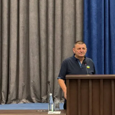 У Тернополі в обласній раді новий депутат Петро Васько