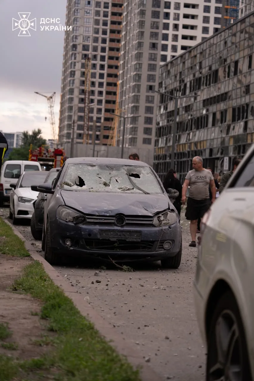 Вночі РФ завдала масований удар по Києву: багато загиблих та постраждалих