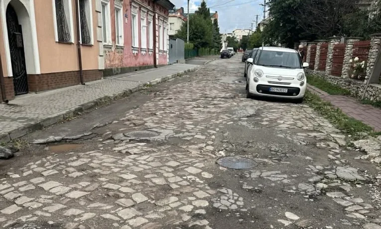 Ремонт дороги на Горбачевського